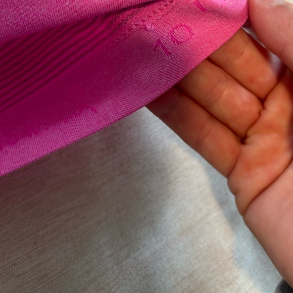 hot pink lululemon swiftly tech top - Picture 4 of 7